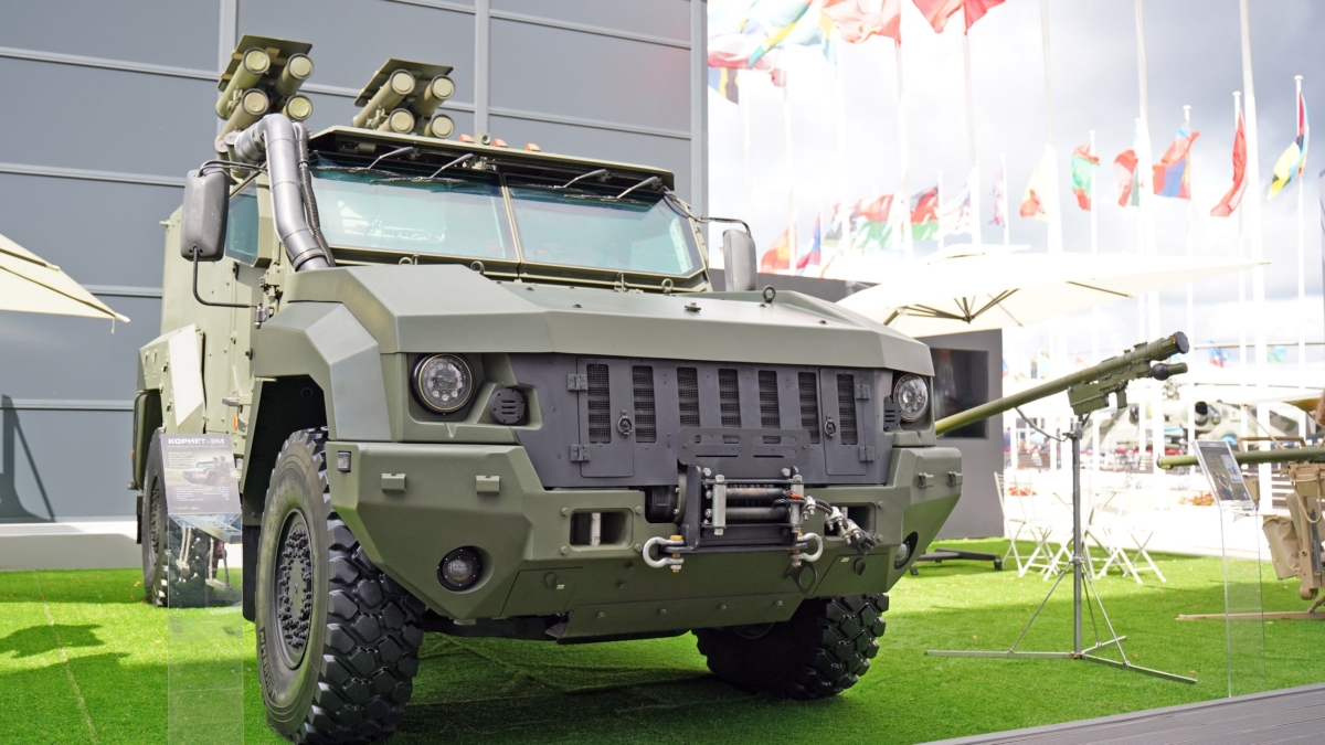 Родители главы Якутии передали военнослужащим СВО УАЗ Hunter https://sm.news/wp-content/uploads/2024/08/14/4d9e150a42748176.jpg