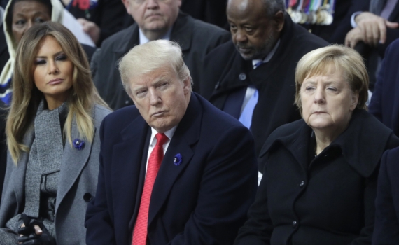 Зло пожирает само себя: Трамп предрек конец Старого Света и указал на первую трещину Зло пожирает само себя: Трамп предрек конец Старого Света и указал на первую трещину